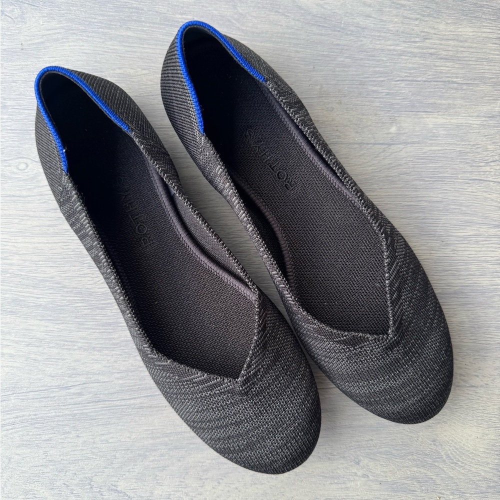 Black Rothy’s size 9